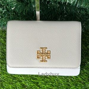 💙NWT💙Tory Burch Britten Chain Wallet Crossbody
Bag in New Ivory White Gold